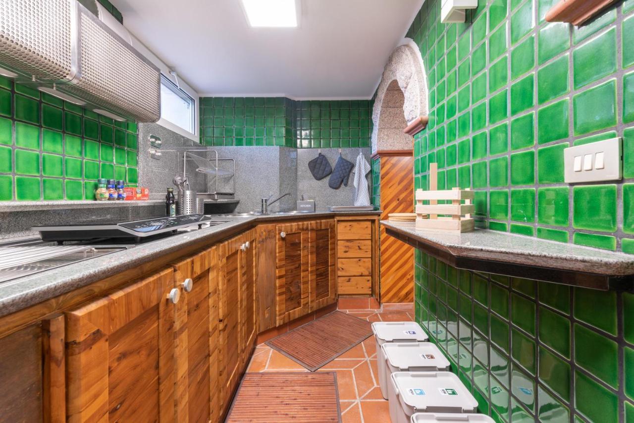 La Casa Davanti Al Mare Quartu Sant'Elena Eksteriør billede