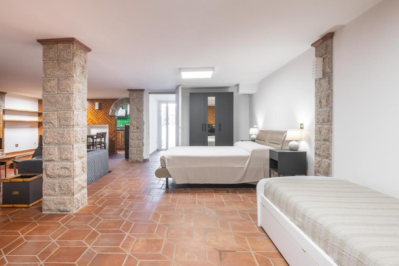 La Casa Davanti Al Mare Quartu Sant'Elena Eksteriør billede
